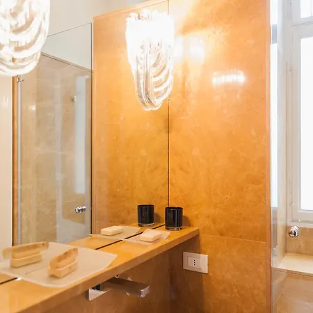 Gli Specchi Apartment