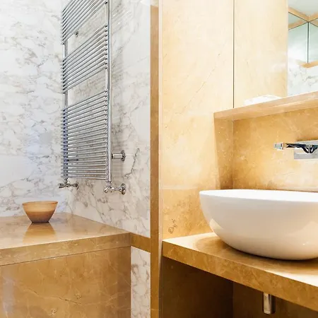 Apartment Gli Specchi Turin