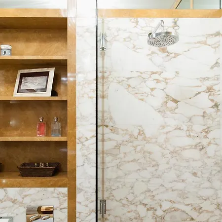 Gli Specchi Apartment Turin