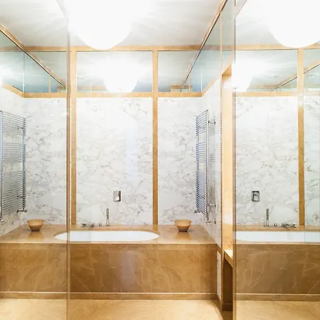 Gli Specchi Apartment